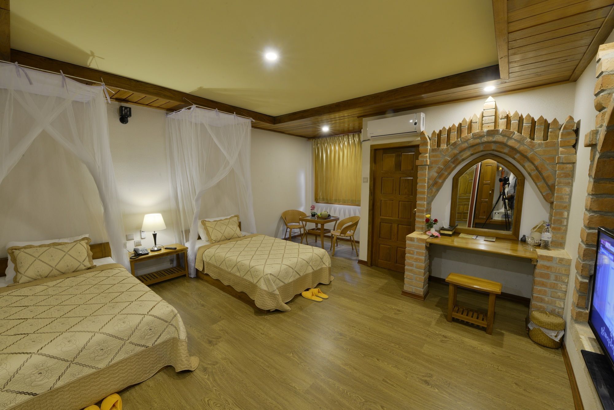 Ann Heritage Lodge Inle Lake Esterno foto